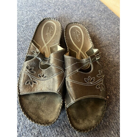 Clarks Black Sandals Comfortable Stylish Design - Picture 1 of 10